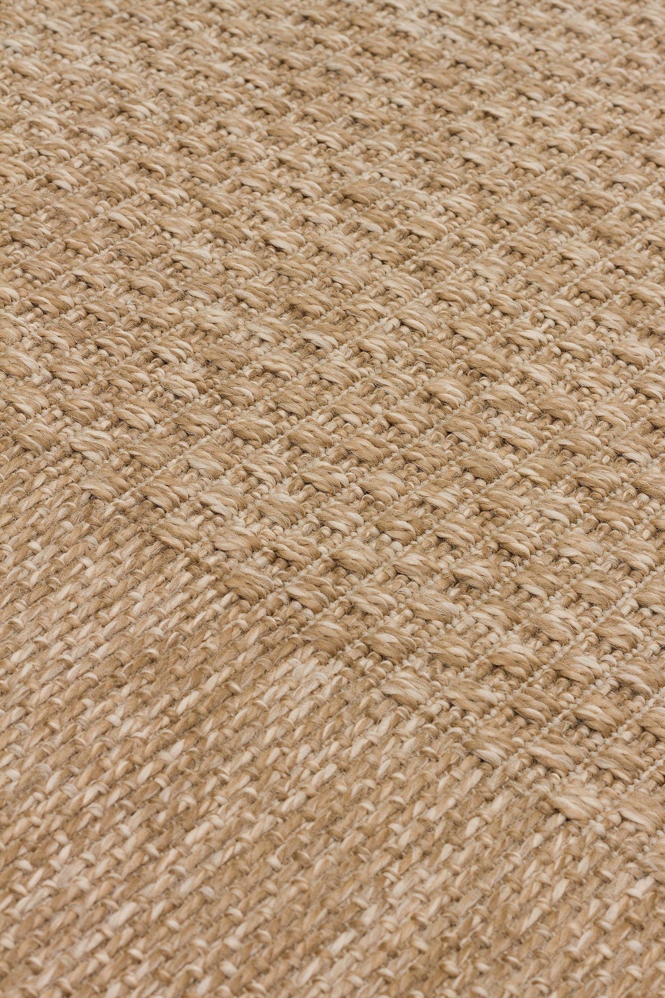 SLD 06 - Natural - Rug (120 x 180)