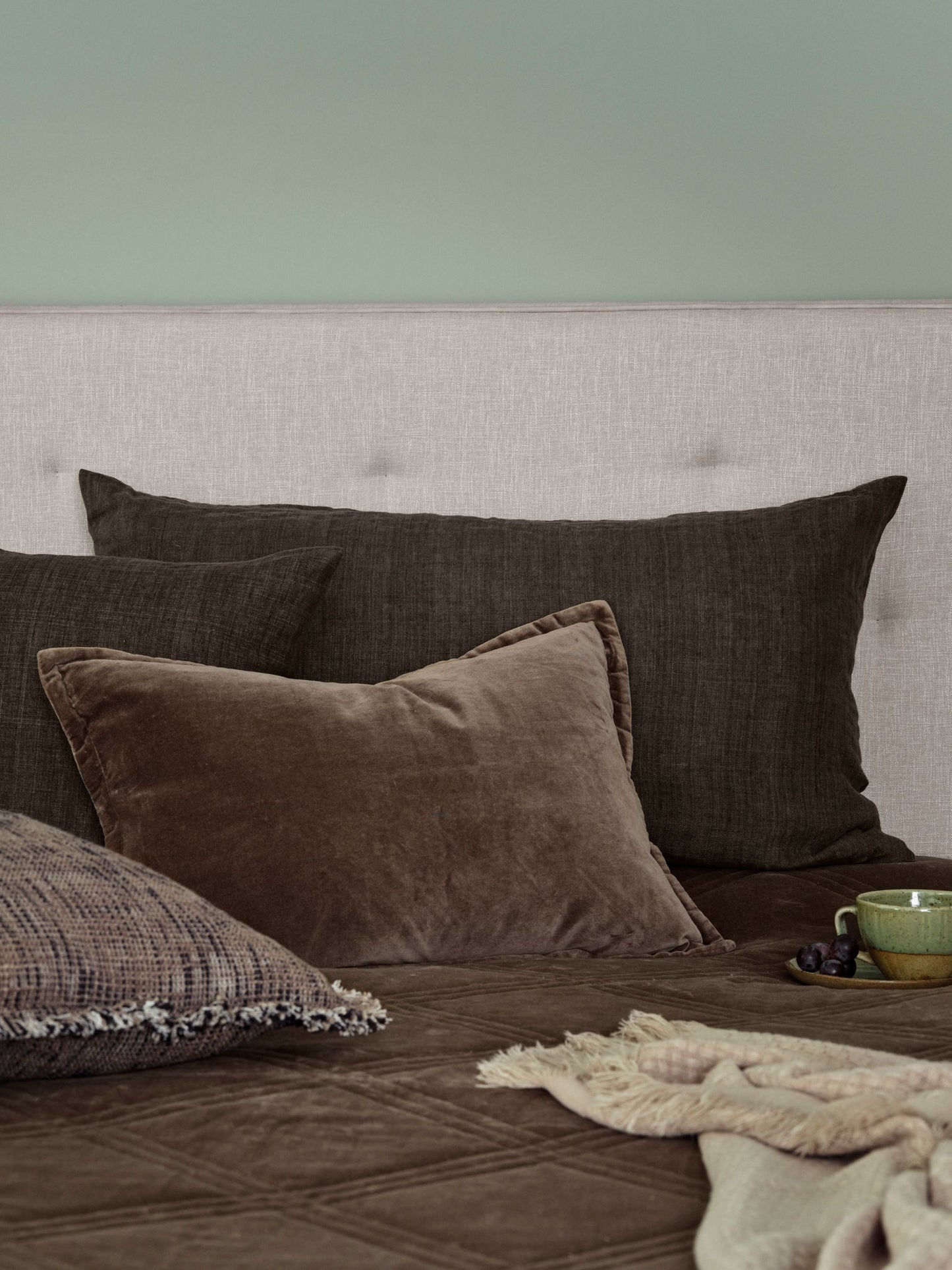 Luxury Light Linen Cushion Cover  - CHESTNUT / Outlet