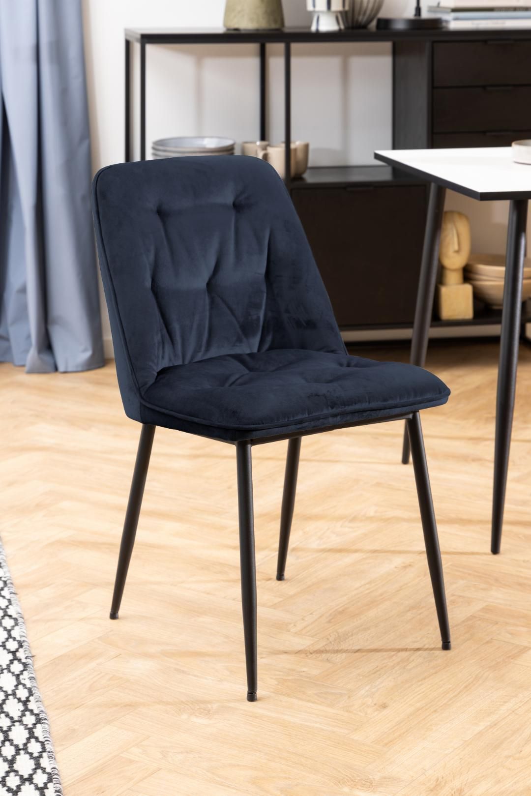 Brooke dining chair