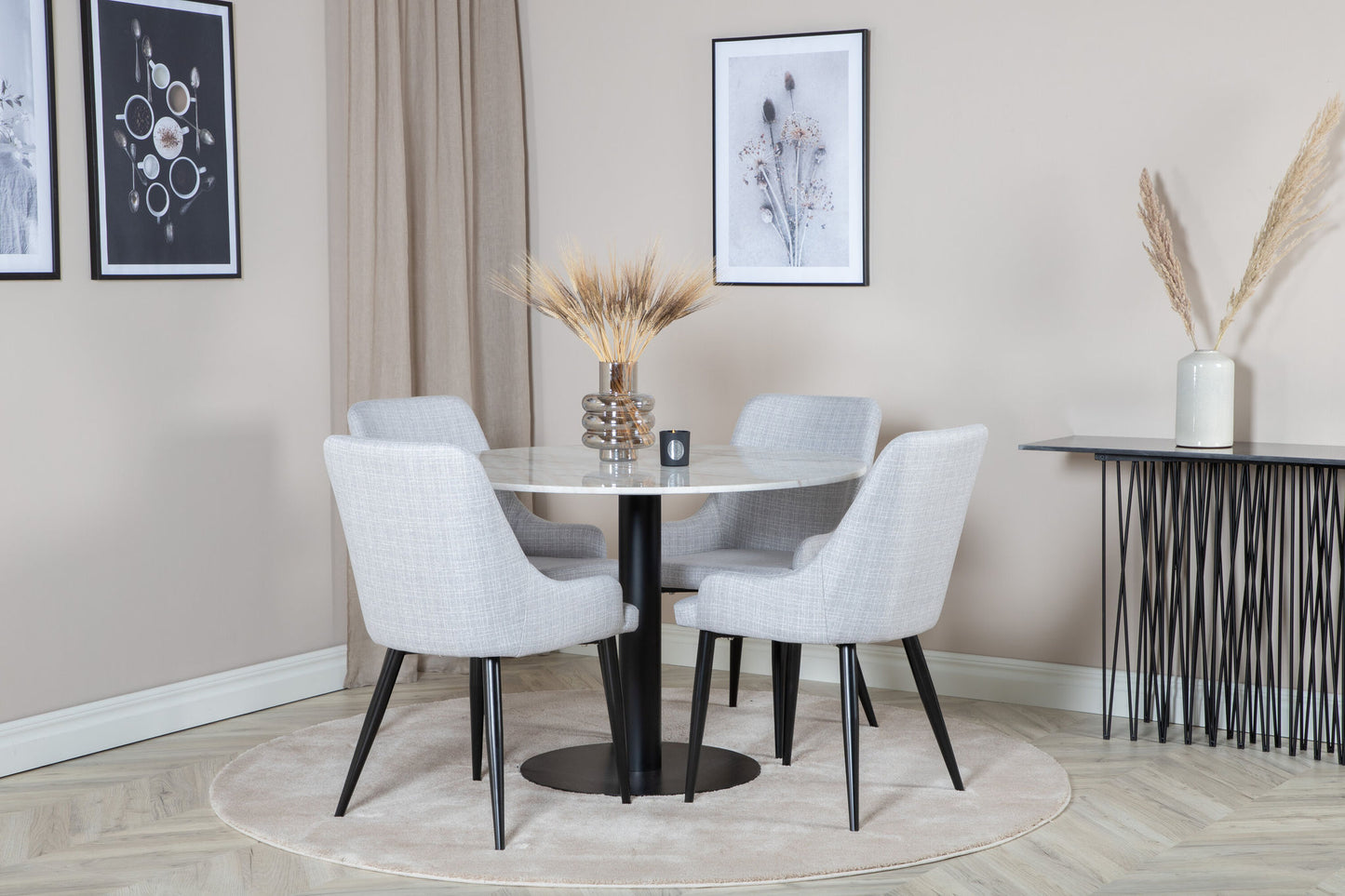 Estelle - Rundt spisebord, ø106 H75 - Hvid / Sort+ Plaza stol - Sorte ben - Lysegråt stof
