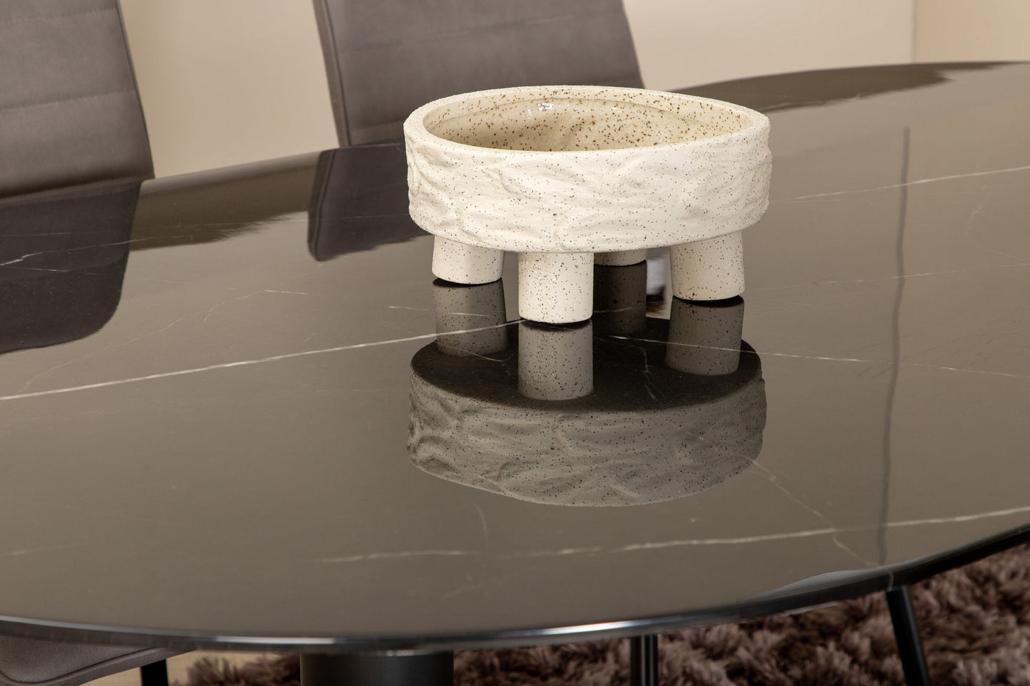 Pillan - Ovalt spisebord, Sort glas Marmor+Widu Lyx Stol, Sort Grå mikrofiber