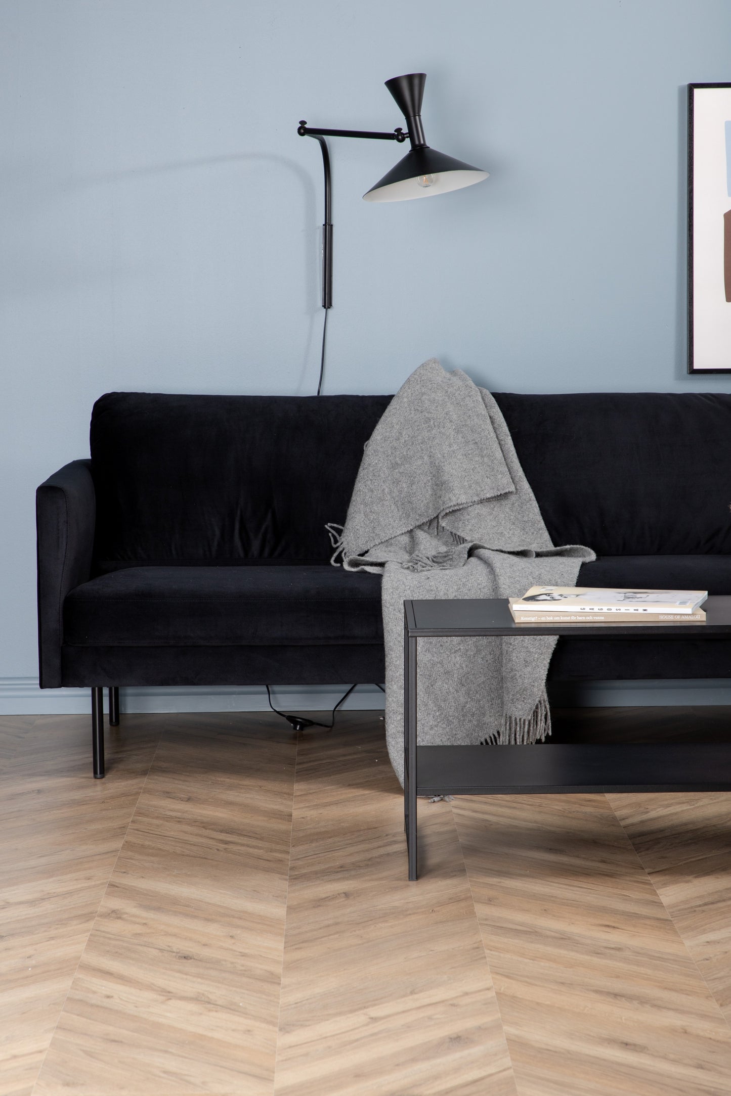 Venture Design | Zoom 3-personers soffa - Svart / Svart velour