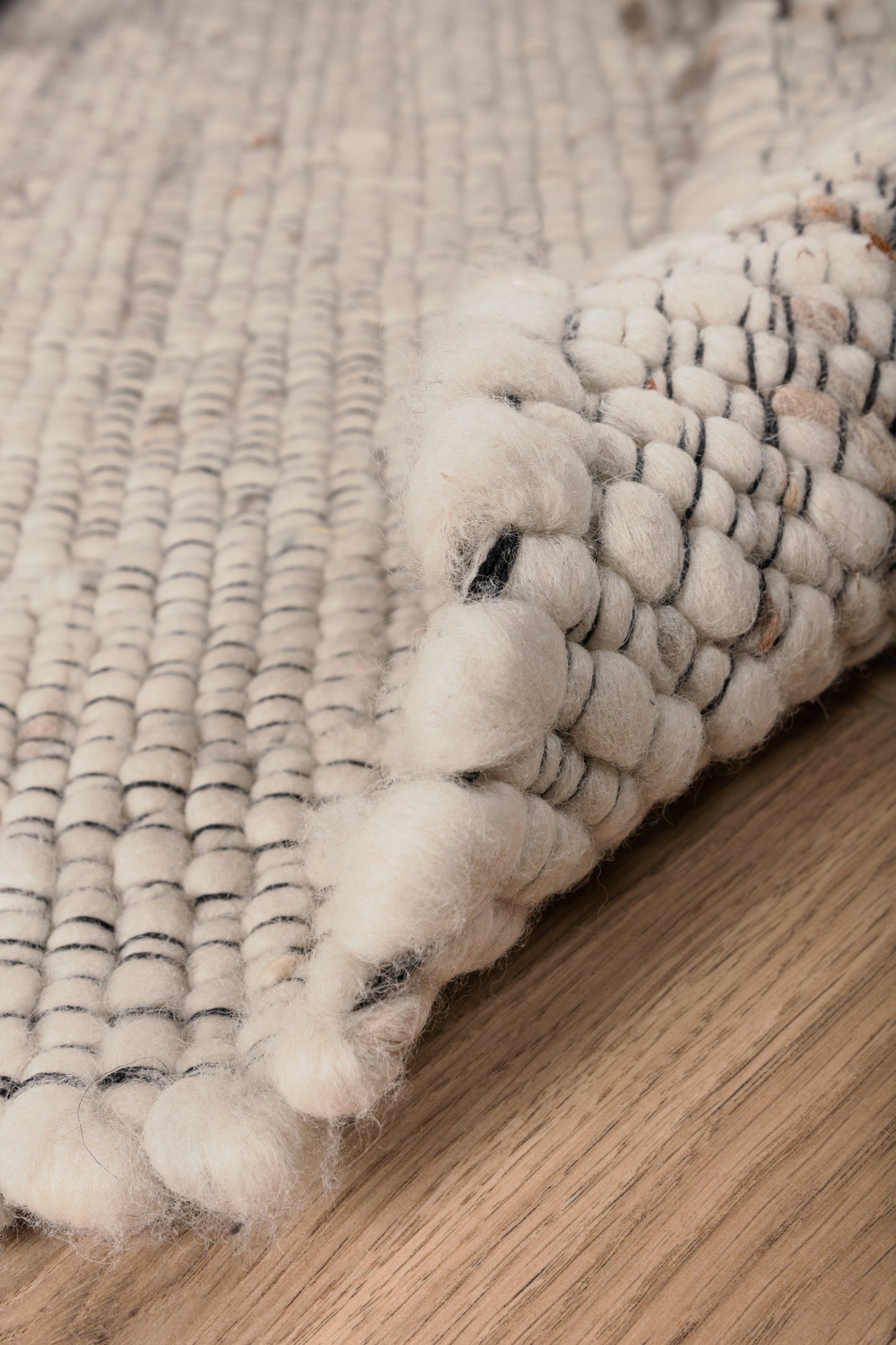 Venture Design | Loump Wool matta - 200*300- Vit/Beige