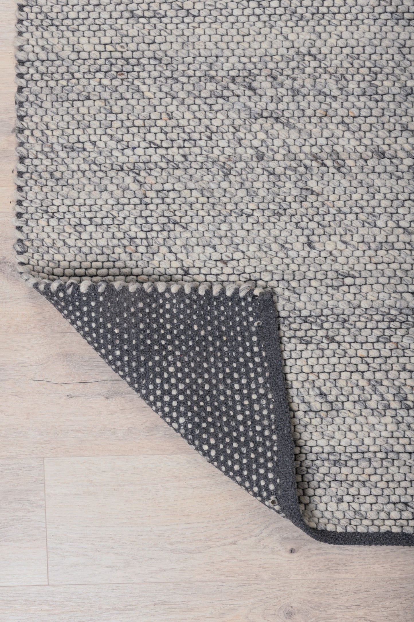 Venture Design | Ganga Wool matta - 240*170cm - Grå
