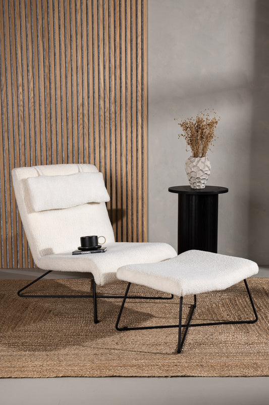 Venture Design | Laconia Lounge Chair - Matt Svart / Vit Boucle